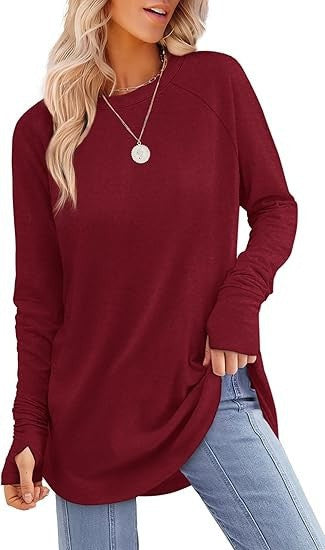 Tunique femme coupe décontractée à manches longues avec trous pour les pouces, manches raglan et fentes latérales