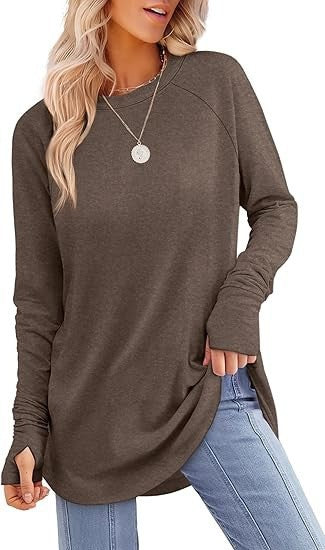 Tunique femme coupe décontractée à manches longues avec trous pour les pouces, manches raglan et fentes latérales