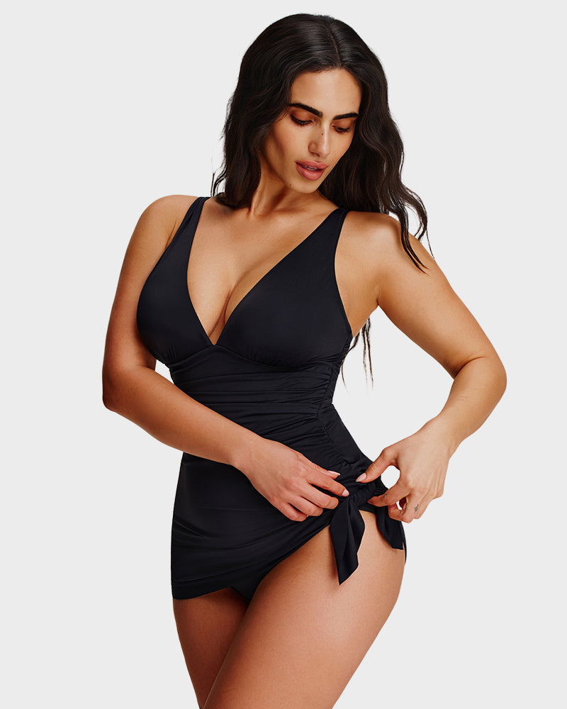 Robe de bain amincissante à nœud latéral et encolure en V froncée